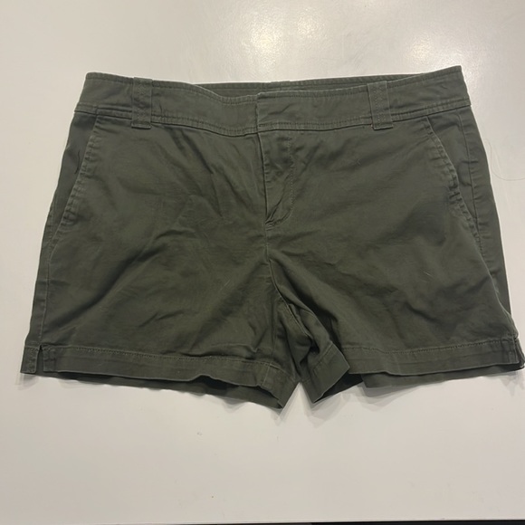 3 pairs of cute shorts, size 6 - Picture 6 of 7